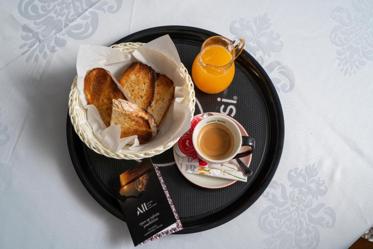 Mercure Medias Binderbubi Hotel And Spa Dış mekan fotoğraf