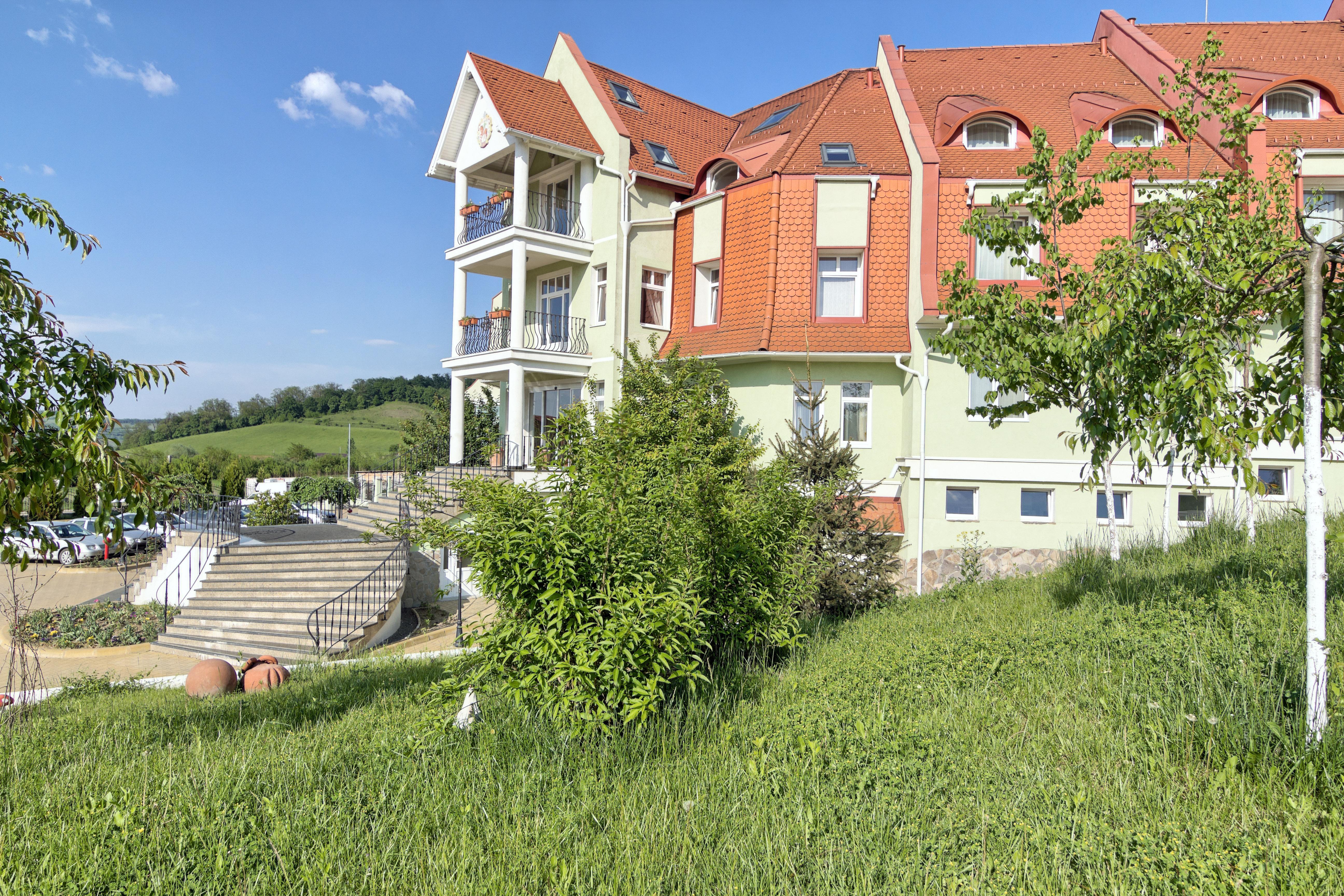 Mercure Medias Binderbubi Hotel And Spa Dış mekan fotoğraf